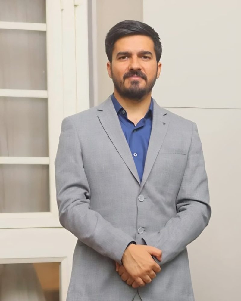 Tomás García — Head of Marketing